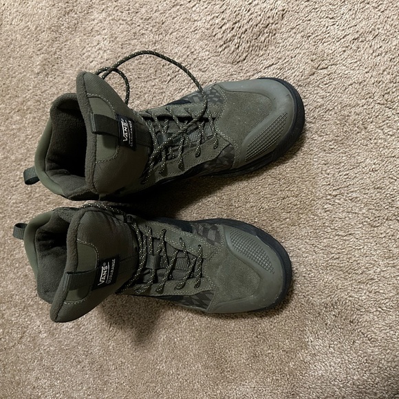 Vans Ultrarange Exo Hi Gore-Tex Mte-2 main image 4